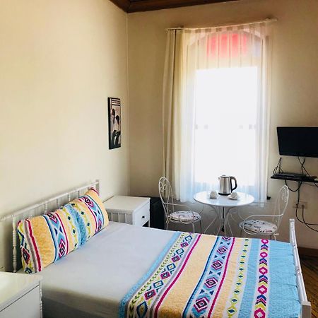 Pastor Historical Apart-Hotel The Gulf Of Izmir Exteriör bild