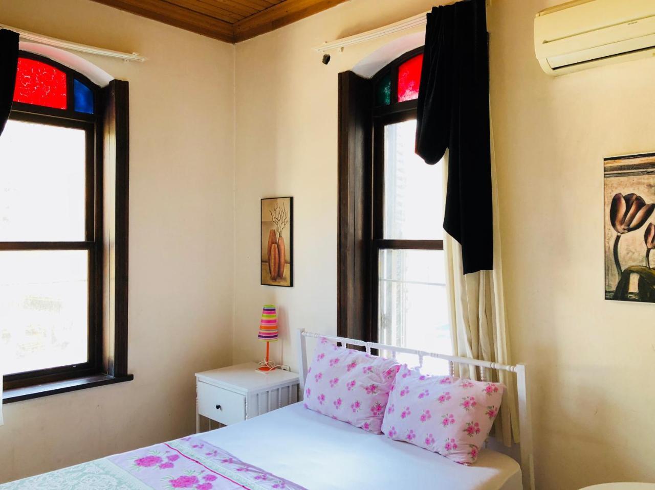 Pastor Historical Apart-Hotel The Gulf Of Izmir Exteriör bild