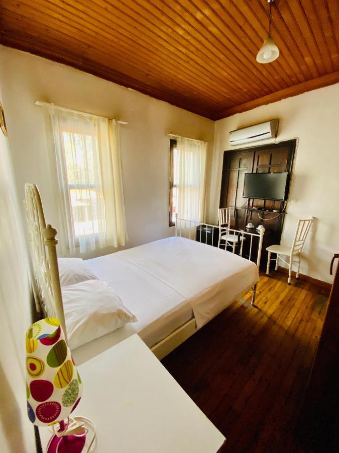 Pastor Historical Apart-Hotel The Gulf Of Izmir Exteriör bild